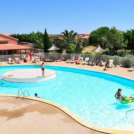 House With 2 Bedrooms In With Pool Access And Furnished G Apartment *